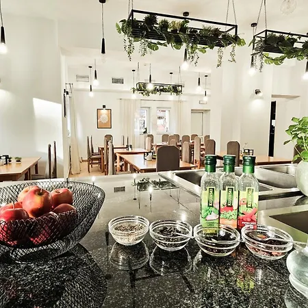 *** Nat Hotel 3*